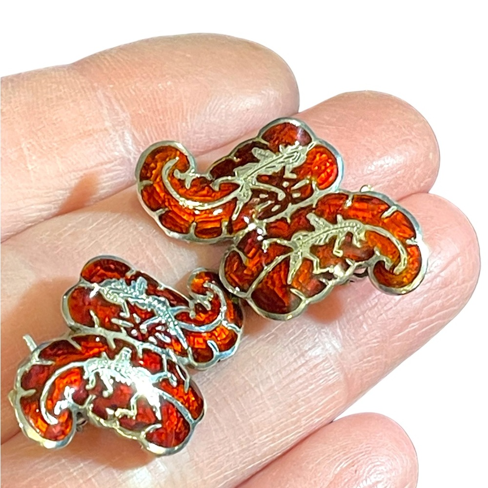 Vintage 1950s sterling silver SIAM red enamel fancy clip on earrings dancer